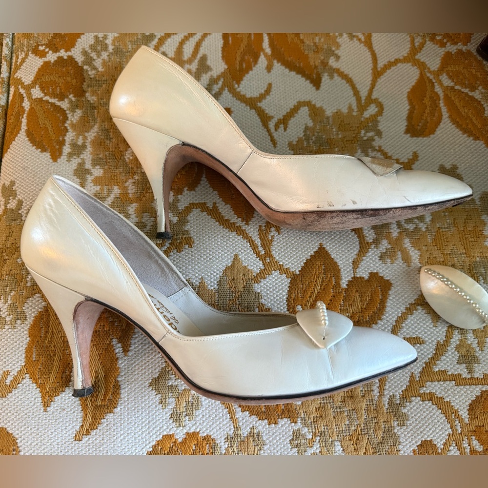 1950’s wedding shoes - Picture 3 of 3